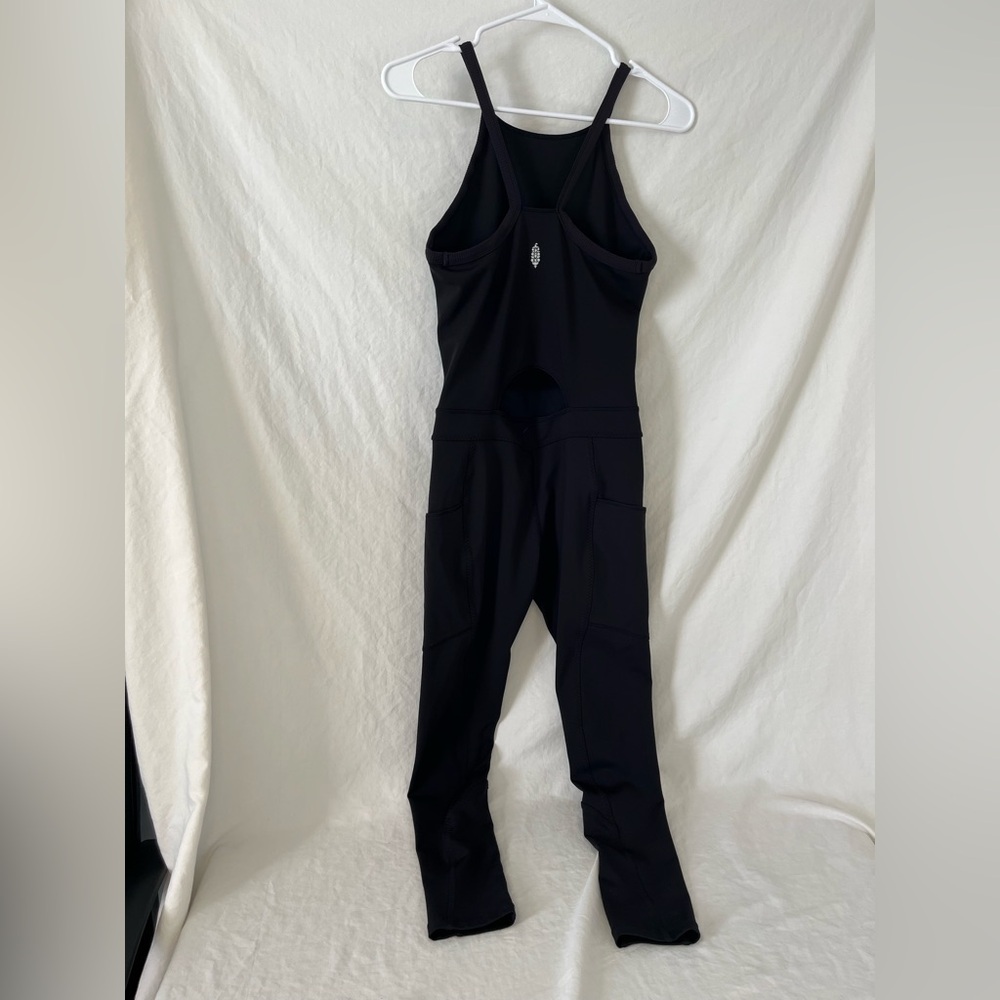 Free People Movement Black One‑piece Jumpsuit racer back, halter top woman’s xsm - Picture 2 of 8
